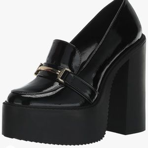 Jessica Simpson
Himinka Platform Loafer in Black